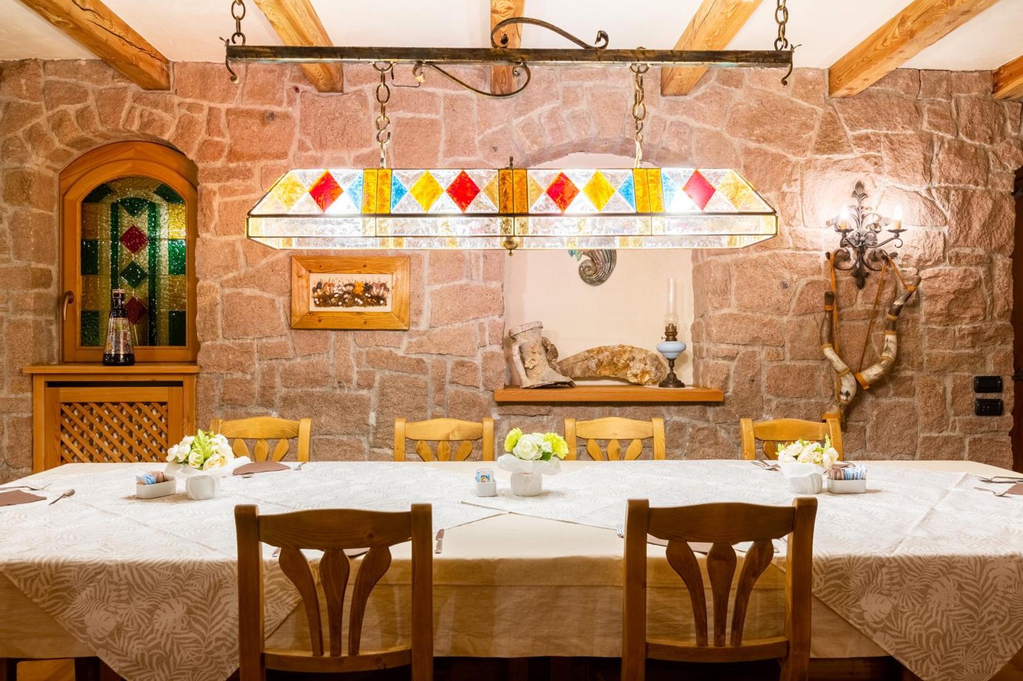 Appartamento Le Colonne - Relais Villa Quercia 타술로 외부 사진