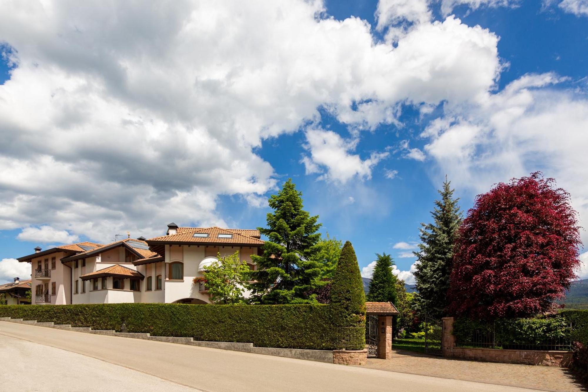 Appartamento Le Colonne - Relais Villa Quercia 타술로 외부 사진
