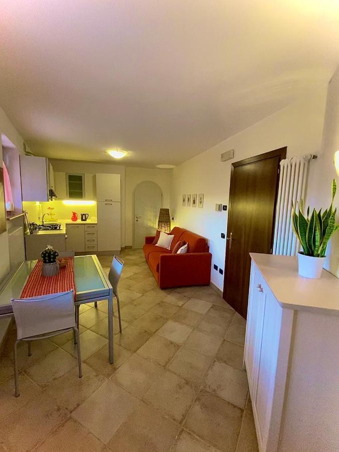 Appartamento Le Colonne - Relais Villa Quercia 타술로 외부 사진