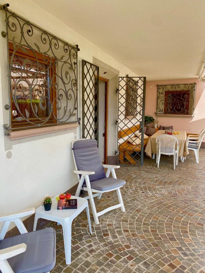 Appartamento Le Colonne - Relais Villa Quercia 타술로 외부 사진